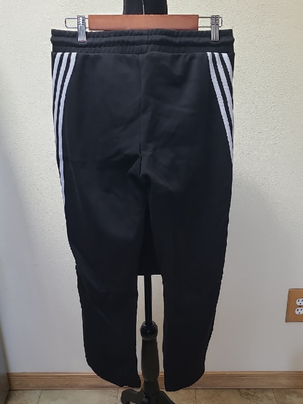 Adidas Black and White Track Pants with Logo Tag NWOT - Picture 6 of 8